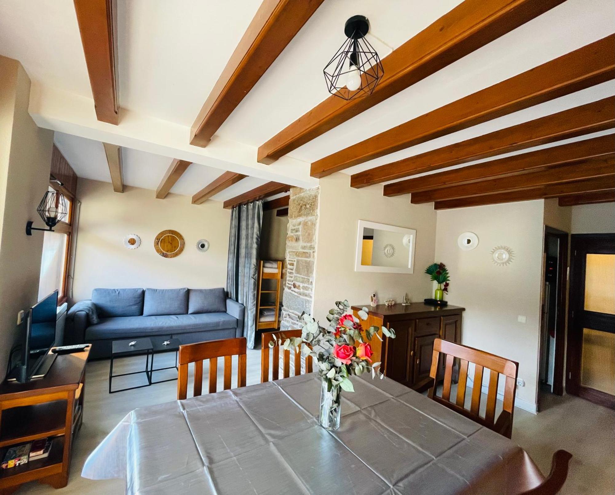 Appartement 58 M2 Avec Piscine Interieure Vue Montagne Centre Village , Parking Prive Saint-Lary-Soulan Eksteriør billede